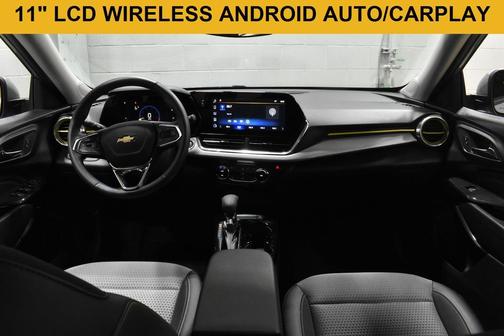 Sterling Gray Metallic 2024 Chevrolet Trax LT