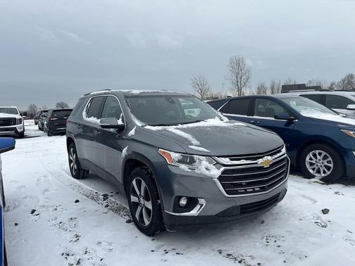 2021 Chevrolet Traverse LT Leather