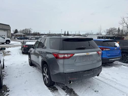 2021 Chevrolet Traverse LT Leather
