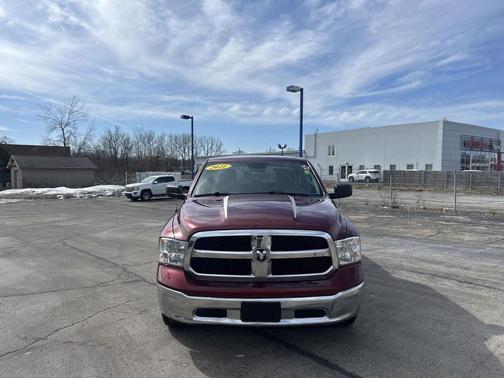 Delmonico Red Pearlcoat 2021 RAM 1500 Classic SLT