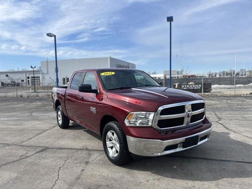 Delmonico Red Pearlcoat 2021 RAM 1500 Classic SLT