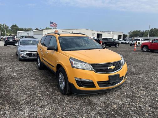 2017 Chevrolet Traverse LS