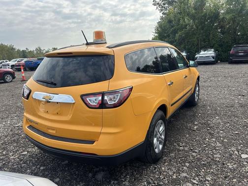 2017 Chevrolet Traverse LS