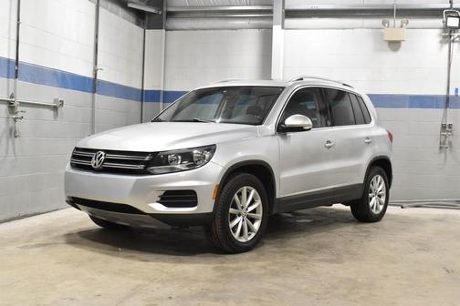 2017 Volkswagen Tiguan 2.0T Wolfsburg Edition