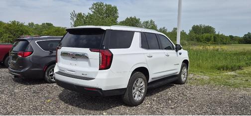 Summit White 2024 GMC Yukon SLT