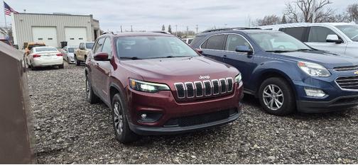 Velvet Red Pearlcoat 2019 Jeep Cherokee Latitude Plus