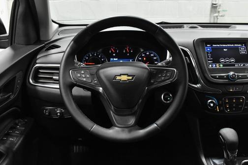 Mosaic Black Metallic 2024 Chevrolet Equinox 1LT