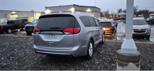 2018 Chrysler Pacifica Touring-L