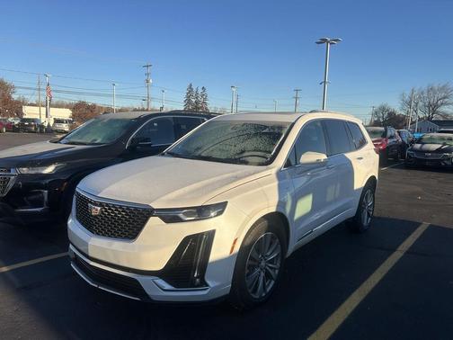 2023 Cadillac XT6 Premium Luxury AWD