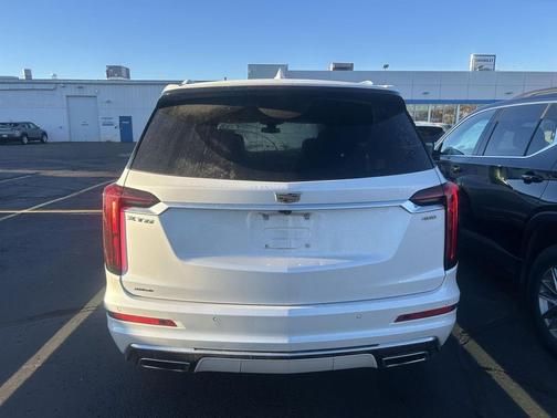 2023 Cadillac XT6 Premium Luxury AWD