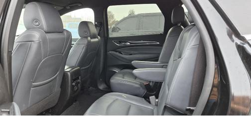 2023 Buick Enclave Essence AWD