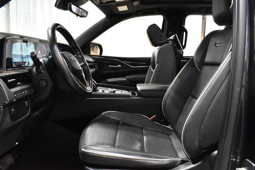 2022 Cadillac Escalade ESV Premium Luxury