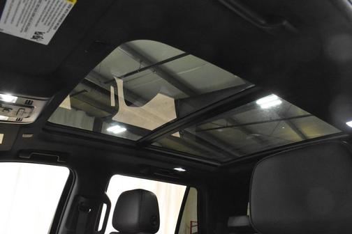 2022 Chevrolet Tahoe 4WD RST