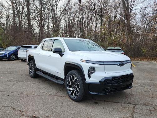 2025 Chevrolet Silverado EV RST