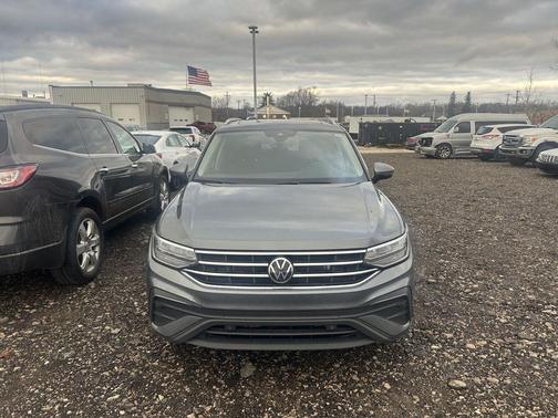 2023 Volkswagen Tiguan 2.0T SE