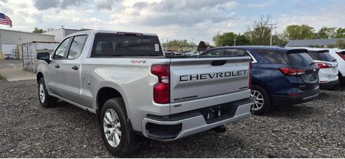 Silver Ice Metallic 2022 Chevrolet Silverado 1500 Custom