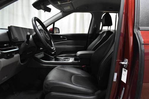Flare Red 2025 Kia Carnival LXS