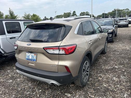 2020 Ford Escape SEL