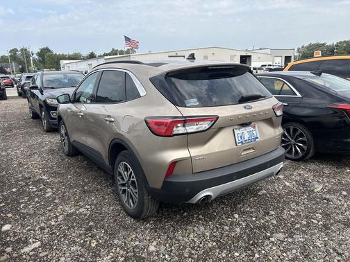 2020 Ford Escape SEL