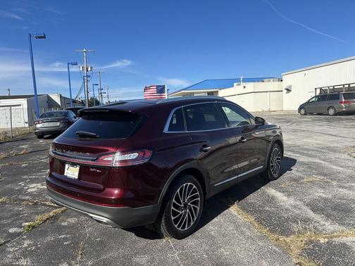 2019 Lincoln Nautilus Reserve