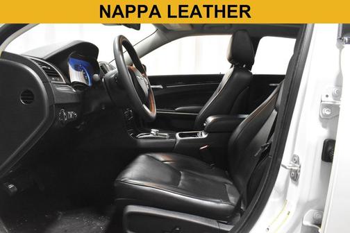 2023 Chrysler 300 Touring