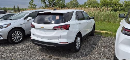 Summit White 2022 Chevrolet Equinox 1LT