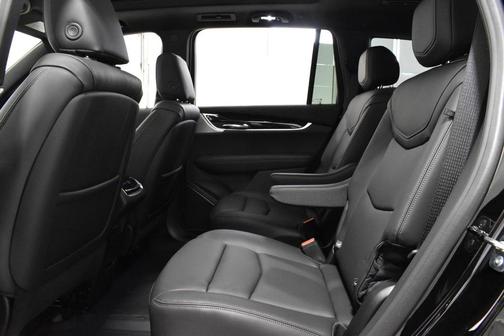 2025 Cadillac XT6 Premium Luxury AWD