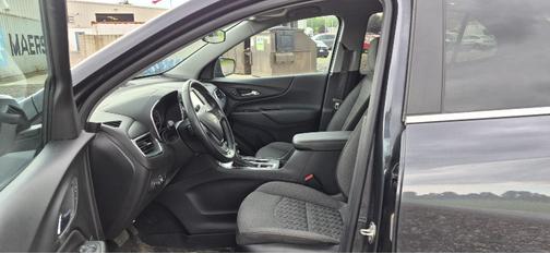 Iron Gray Metallic 2023 Chevrolet Equinox 1LT