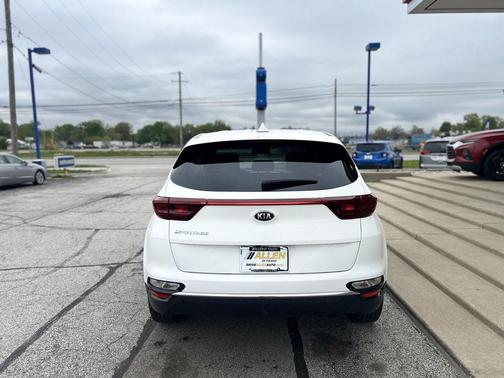 Clear White 2020 Kia Sportage LX