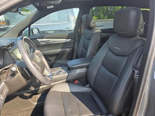2024 Cadillac XT6 Luxury FWD