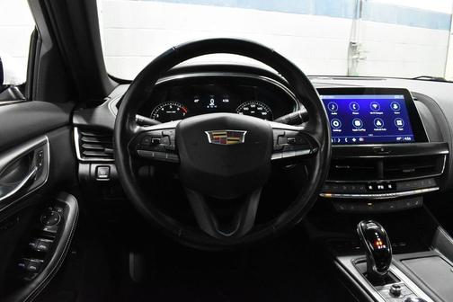 2022 Cadillac CT5 Premium Luxury