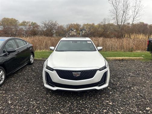 2022 Cadillac CT5 Premium Luxury
