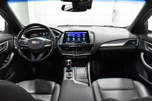 2022 Cadillac CT5 Premium Luxury