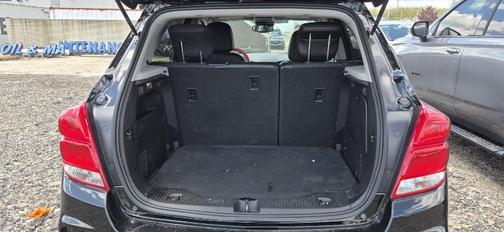 Mosaic Black Metallic 2018 Chevrolet Trax LT