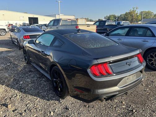 2020 Ford Mustang EcoBoost