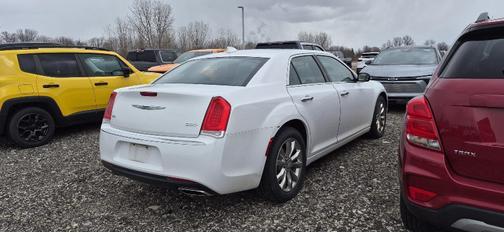 2019 Chrysler 300 Limited
