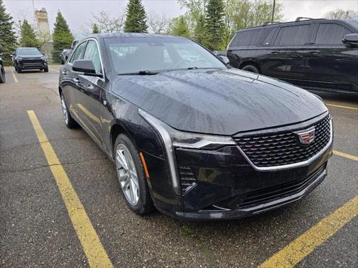 2022 Cadillac CT4 Luxury