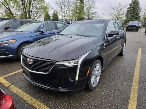 2022 Cadillac CT4 Luxury