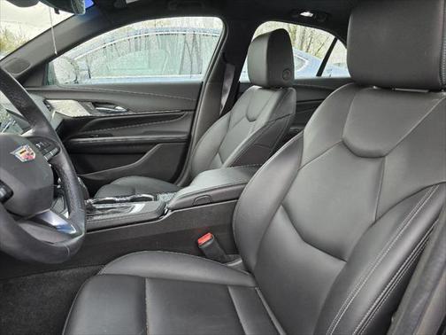 2022 Cadillac CT4 Luxury