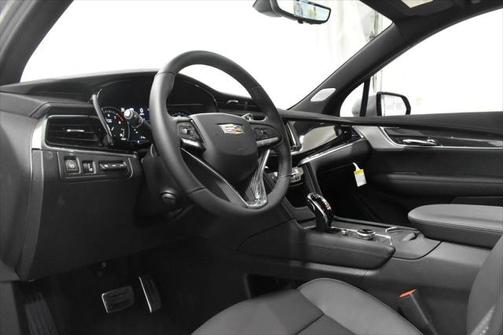 2025 Cadillac XT6 Sport AWD
