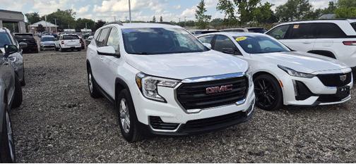 Summit White 2023 GMC Terrain SLE