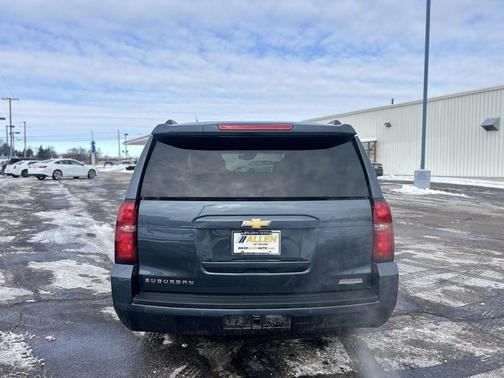 2019 Chevrolet Suburban LT