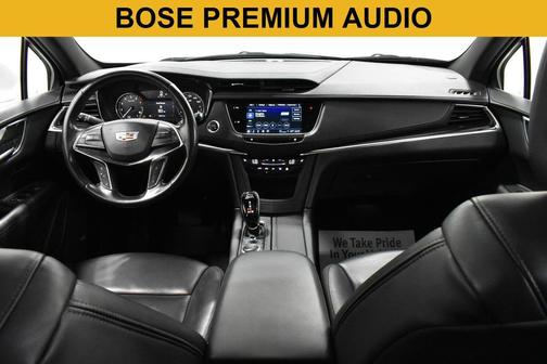 2022 Cadillac XT5 Premium Luxury