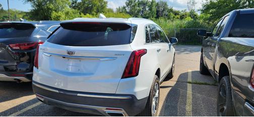2022 Cadillac XT5 Premium Luxury