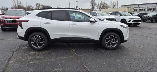 Summit White 2026 Chevrolet Trax LT