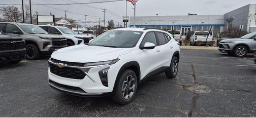 Summit White 2026 Chevrolet Trax LT