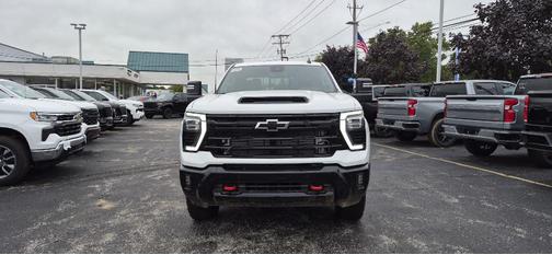 Summit White 2026 Chevrolet Silverado 2500 LT