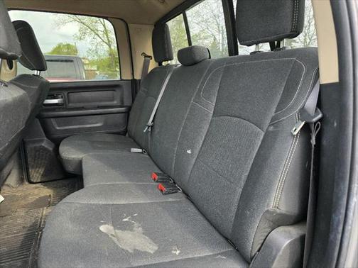2019 RAM 2500 Tradesman Crew Cab 4x4 6'4' Box