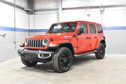 2025 Jeep Wrangler 4xe Sahara