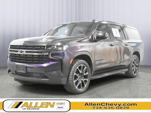 Black 2022 Chevrolet Suburban RST